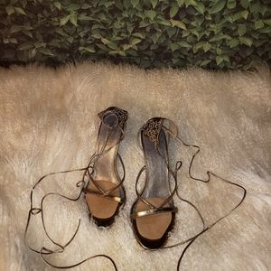 Ann Marino Matalic Gold lace up sandals size9 M